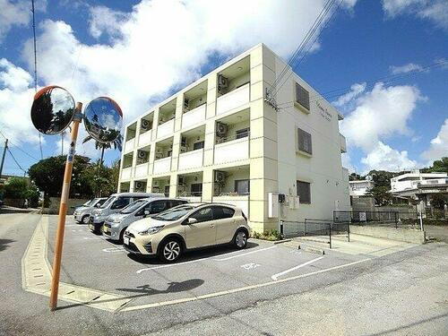 沖縄県宜野湾市嘉数３丁目 賃貸マンション
