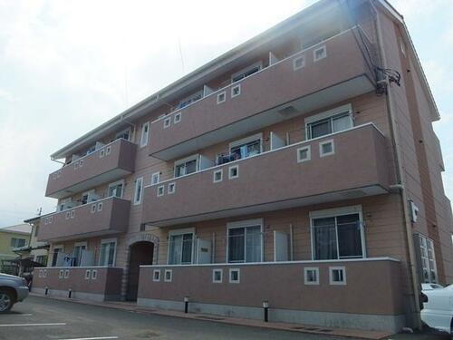 愛媛県新居浜市久保田町２丁目 賃貸アパート