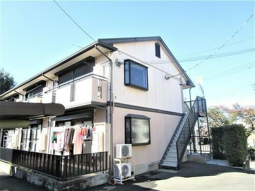 パーシモン 地上2階地下1階建