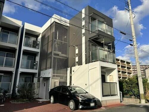 福岡県福岡市西区今宿３丁目 3階建
