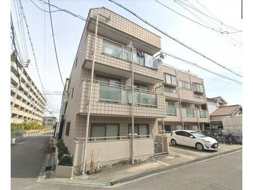大阪府茨木市西中条町 3階建