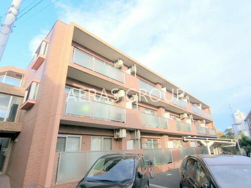 Ｌａ　ｇｒａｃｉｅｕｓｅ 3階建