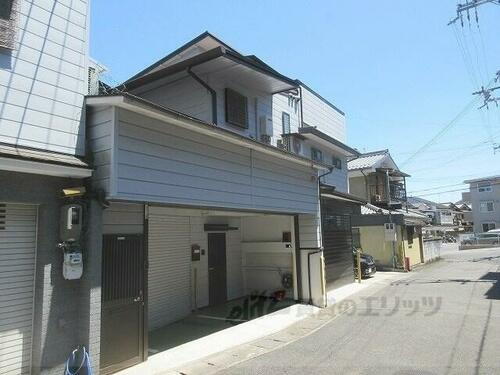 京都府京都市山科区西野山百々町 2階建 築10年6ヶ月