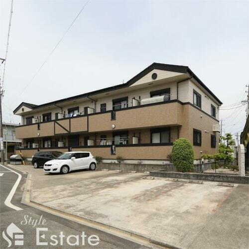 愛知県名古屋市千種区天満通１丁目 2階建