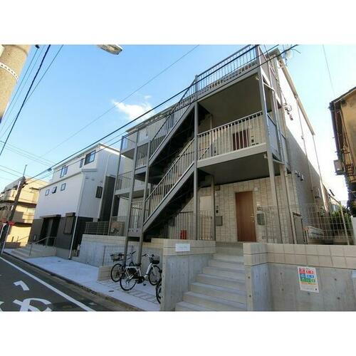 サニーヒルズ 3階建