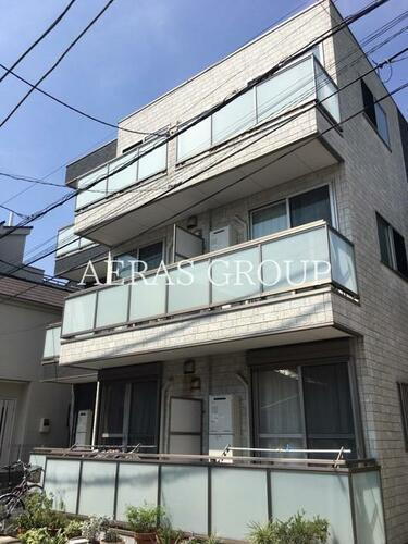 ラ　カーサ　コモコーメ 3階建
