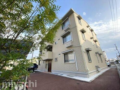 徳島県徳島市南田宮１丁目 賃貸アパート