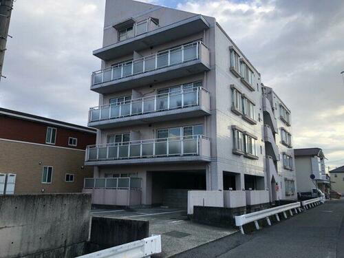 キャッスルコート辻井 5階建