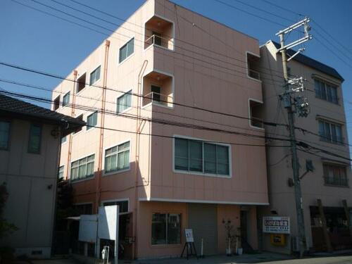 石水会館 5階建