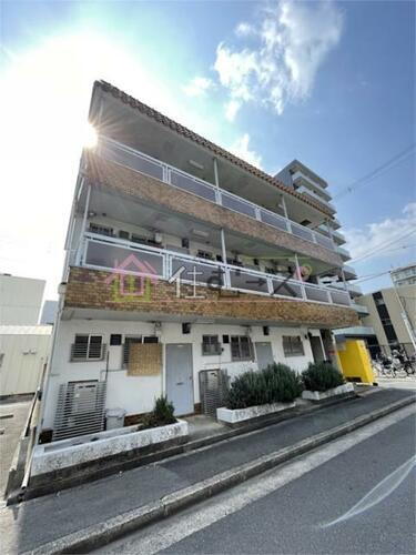 カーサ中宮 3階建