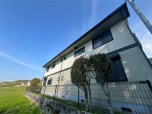 兵庫県神戸市北区有野町唐櫃 2階建