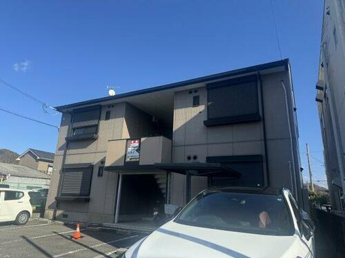 カルネＹ 2階建