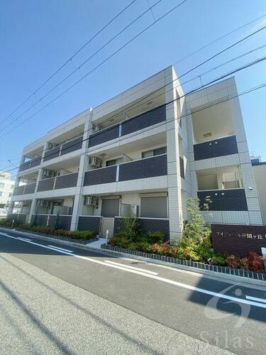 大阪府堺市堺区向陵中町４丁 3階建 築2年