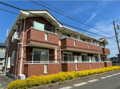 三重県鈴鹿市野町東２丁目 築13年10ヶ月 2階建