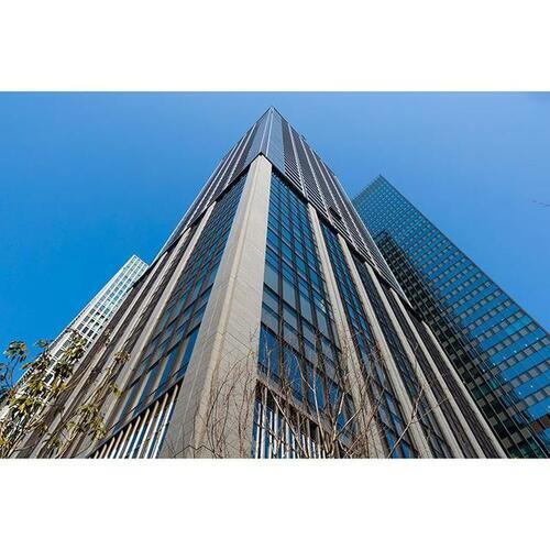 東京都港区浜松町２丁目 賃貸マンション