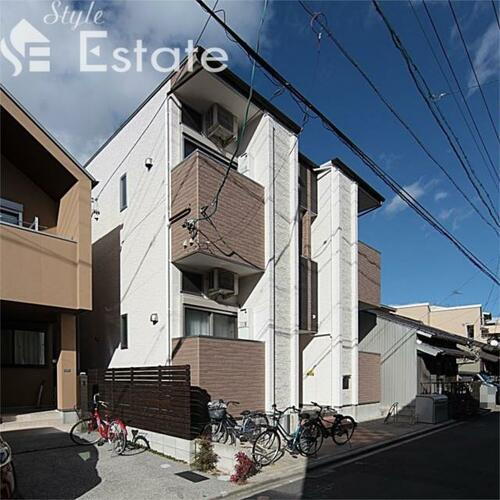 愛知県名古屋市中村区白子町３丁目 2階建