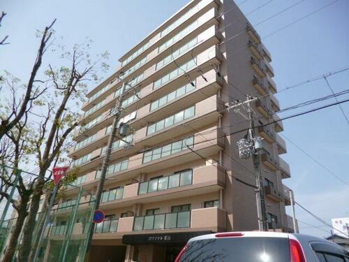 ロワイヤル栗山 10階建