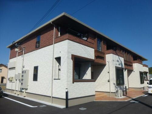 ルベド 2階建