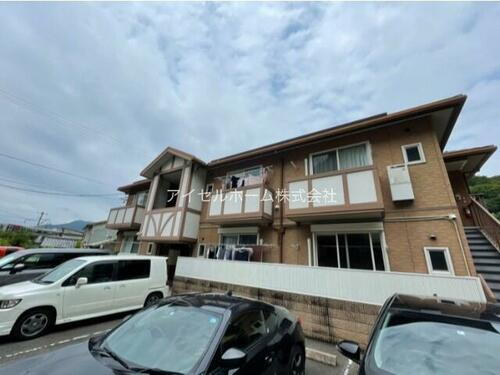 広島県呉市狩留賀町 賃貸アパート