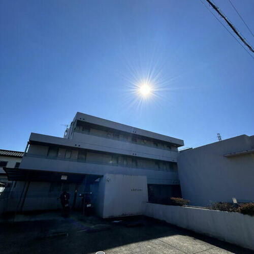 国立ドミトリー 3階建