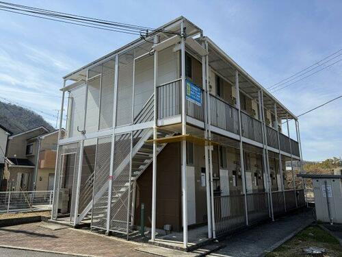 ボヌール飾西 2階建