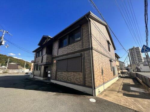 兵庫県揖保郡太子町糸井 2階建