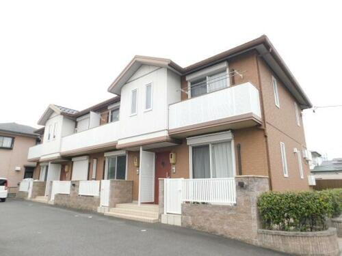 三重県鈴鹿市野町西３丁目 2階建 築18年8ヶ月