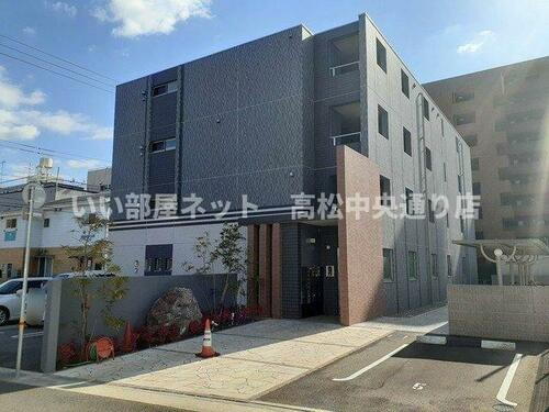 香川県高松市塩上町２丁目 賃貸マンション