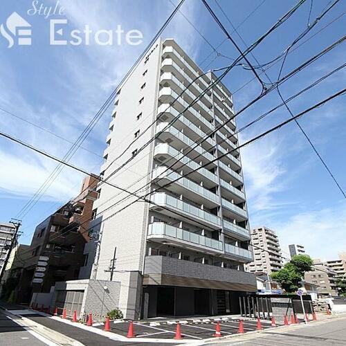 愛知県名古屋市東区泉２丁目 13階建 築2年11ヶ月