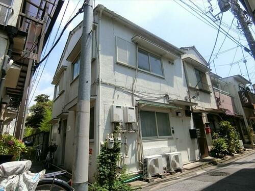 東京都荒川区荒川２丁目 2階建