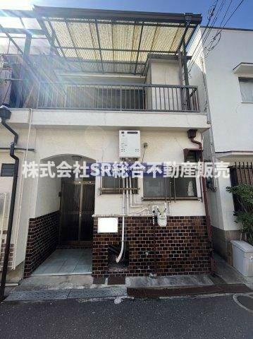 鷹殿町テラスハウス 2階建