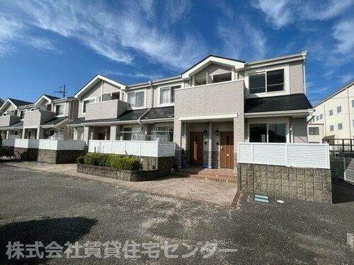 和歌山県和歌山市松島 2階建