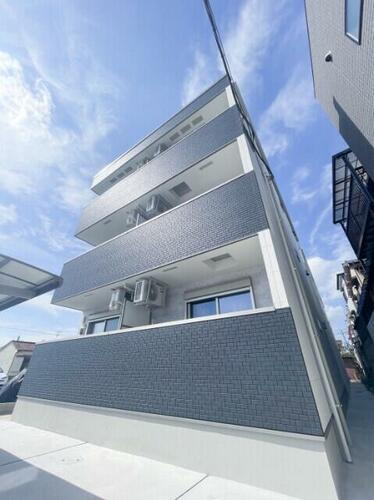 大阪府東大阪市額田町 築2年1ヶ月 3階建