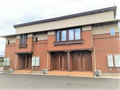 香川県観音寺市柞田町 2階建