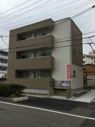 兵庫県神戸市中央区南本町通４丁目 3階建 築6年8ヶ月