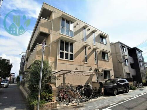 兵庫県神戸市東灘区森南町３丁目 3階建