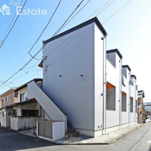 愛知県名古屋市南区中割町１丁目 2階建