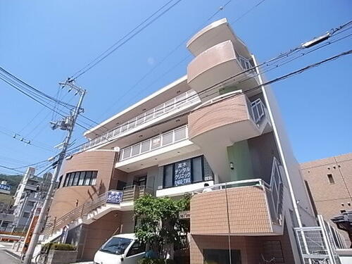 イースト神戸本山 4階建