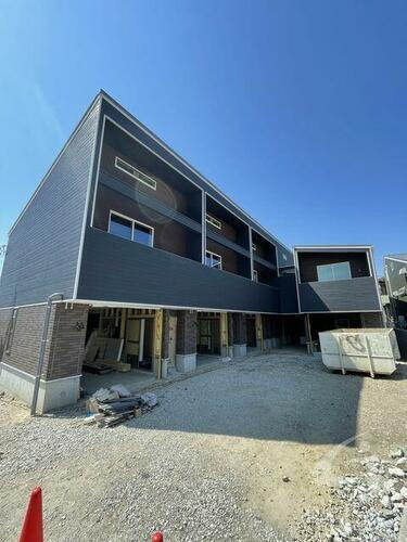 大阪府東大阪市西石切町３丁目 築3年6ヶ月 2階建