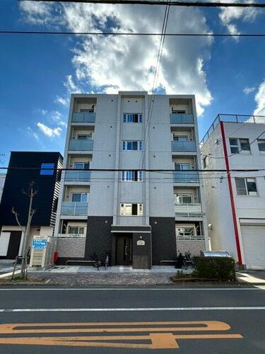 グリシーヌ駒形 5階建