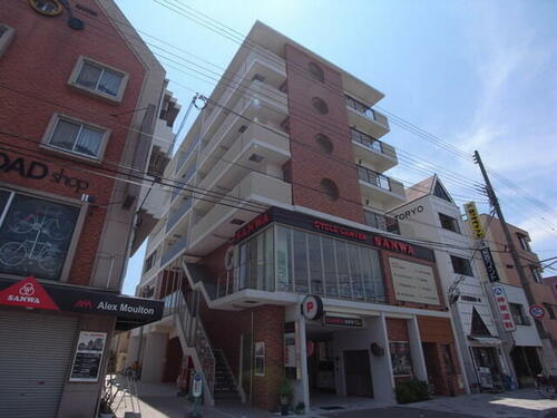 ラ　ギザロ 6階建