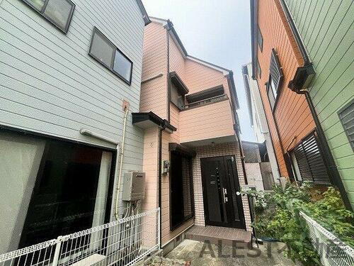 大阪府和泉市和気町３丁目 築30年6ヶ月 3階建