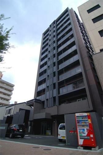 ザ・レジデンス香春口三萩野駅前 12階建
