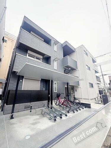 アベニュー阪南町 3階建