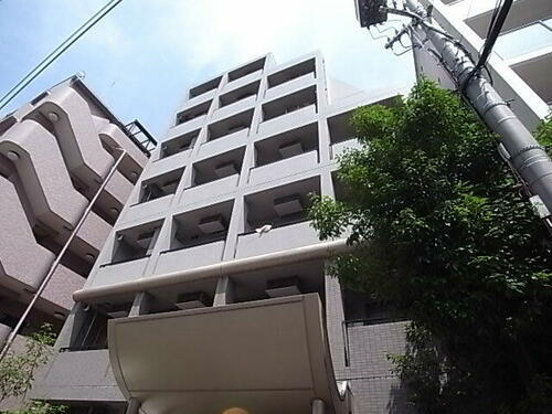 兵庫県神戸市中央区楠町６丁目 7階建