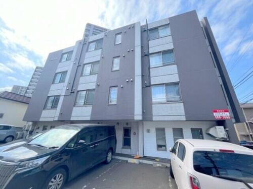 北海道札幌市西区西町北２０丁目 築19年10ヶ月 4階建