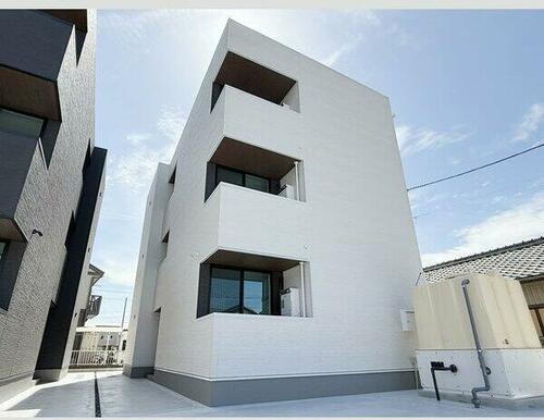 愛知県知多市八幡字汐海道 賃貸アパート