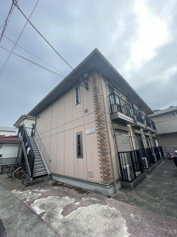 神奈川県横浜市中区本牧町１丁目 賃貸アパート