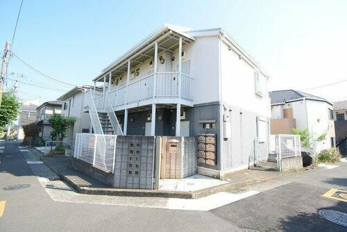 神奈川県横浜市神奈川区白幡上町 賃貸アパート