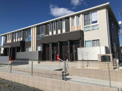 福島県いわき市錦町中央２丁目 2階建